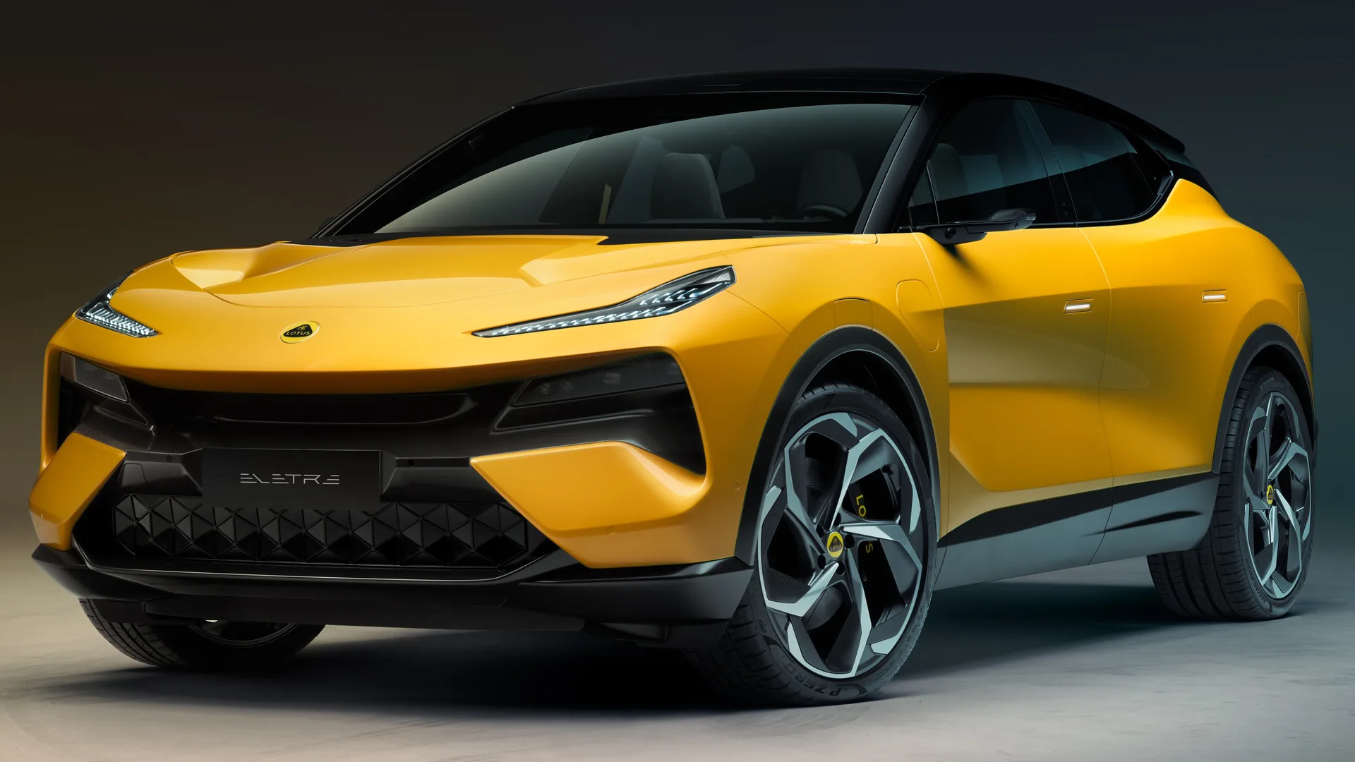Lotus Eletre SUV